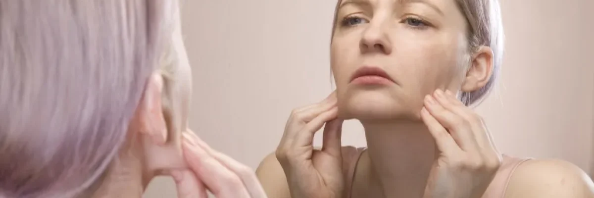 Sagging skin on face can make you appear older and less vibrant, which can impact your self-confidence and overall well-being.